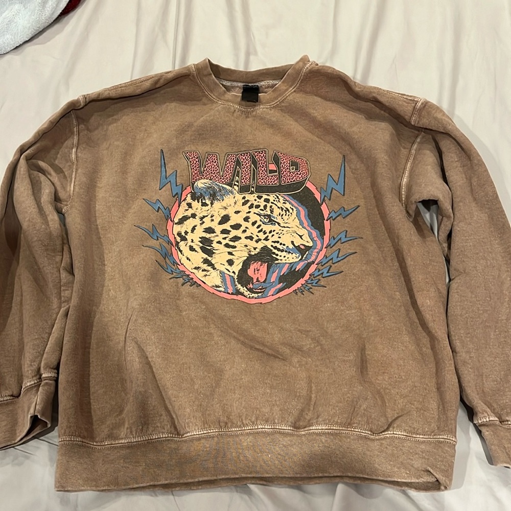 Brown sweater with Chetah